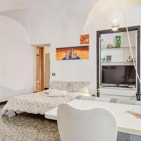 Cozy In With Kitchen Appartement