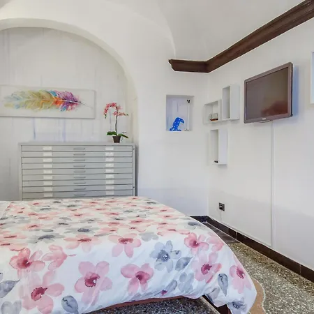 Cozy In With Kitchen Appartement